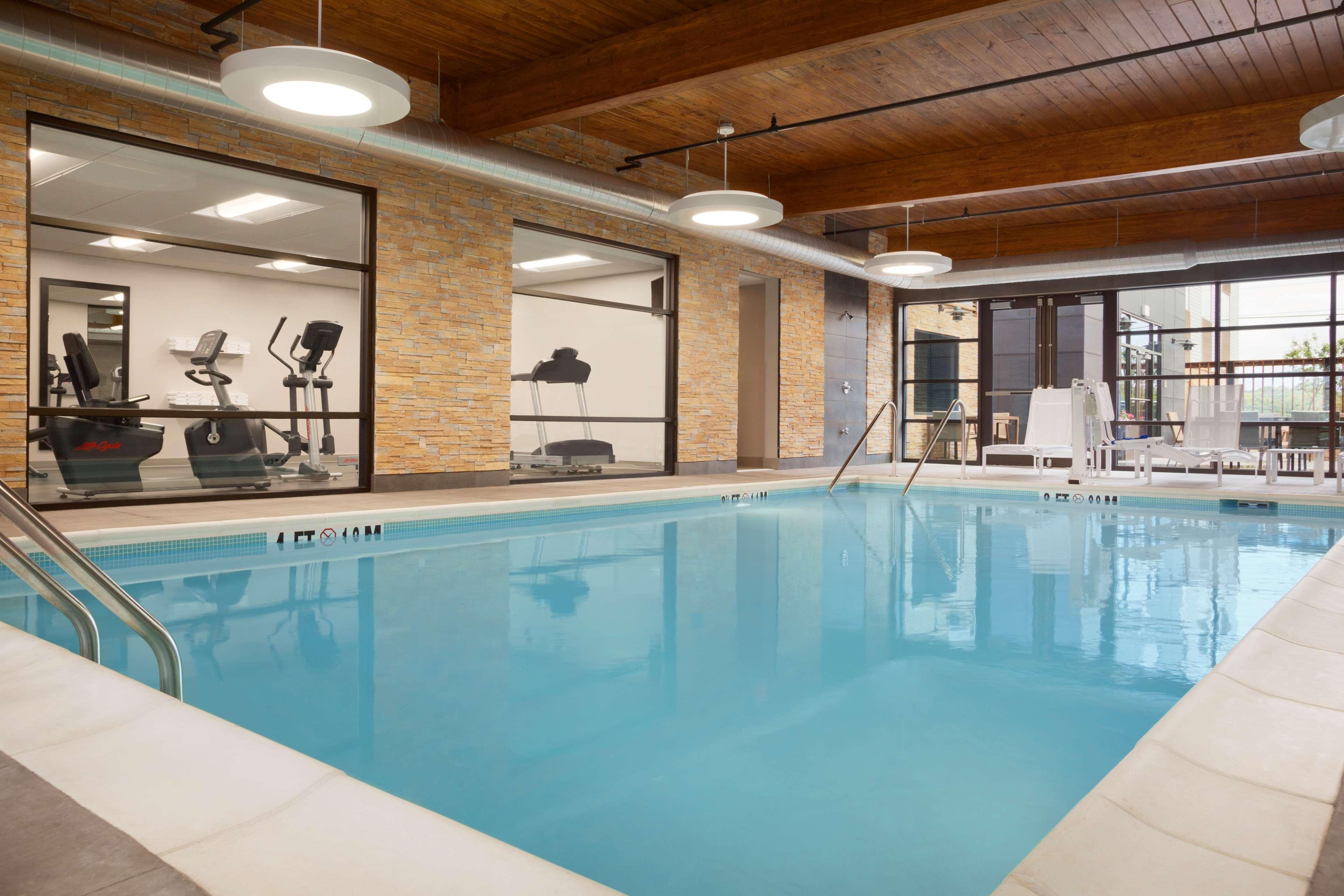 Country Inn & Suites By Radisson Asheville River Arts District エクステリア 写真